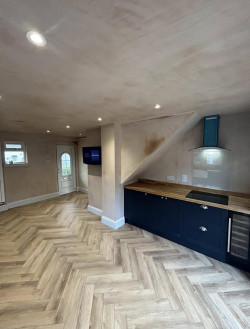 refurbish renovation kitchen lighting